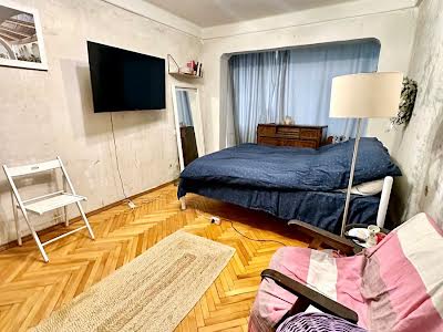 квартира по адресу Романа Ратушного ул. (Волгоградська), 3