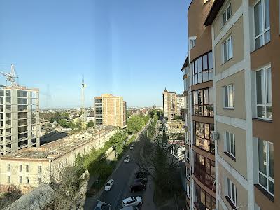 квартира за адресою Героїв Майдану вул. (Червоноармійська), 53