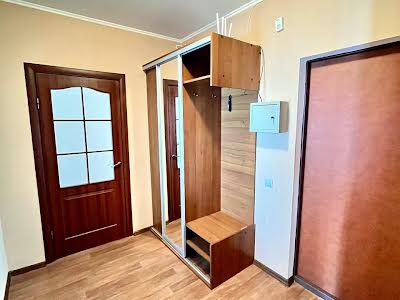 квартира по адресу Софии Русовой ул., 7