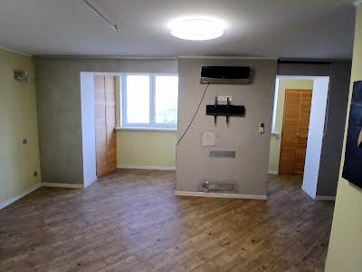 квартира за адресою Оноре де Бальзака вул., 65