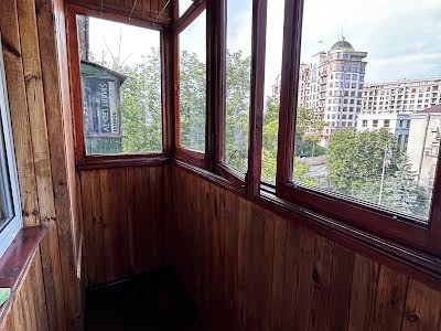 квартира за адресою Михайла Бойчука вул. (Кіквідзе), 26
