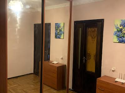 квартира за адресою Здолбунівська вул., 3