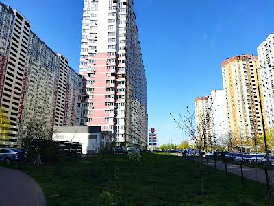 квартира за адресою Драгоманова вул., 4-А