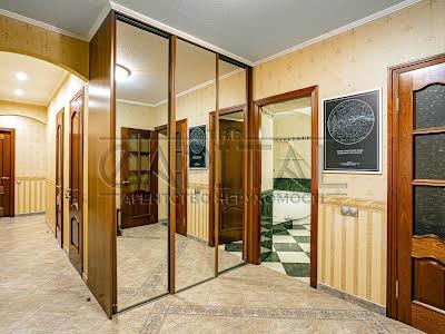 квартира по адресу Дарницкий бульв., 1