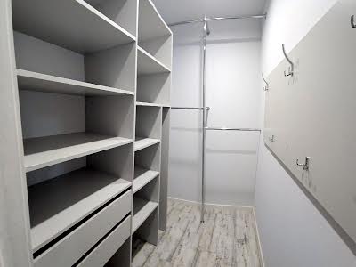 квартира за адресою Святослава Хороброго вул., 11-Б