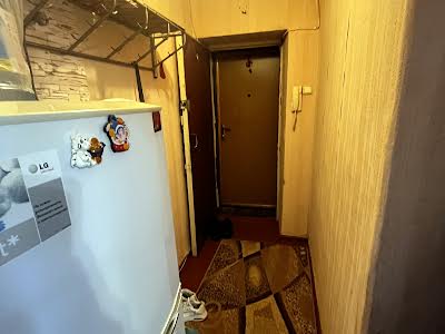 квартира по адресу Строителей ул., 16