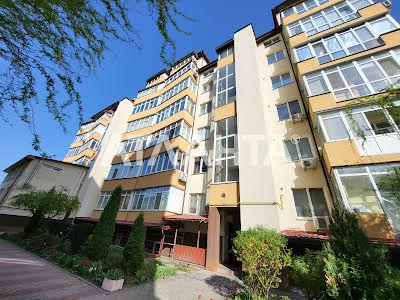 квартира за адресою Машинобудівників вул., 15