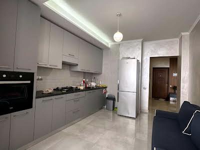 квартира за адресою Залізнична вул., 14
