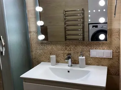 квартира за адресою Бориса Гмирі вул., 16а