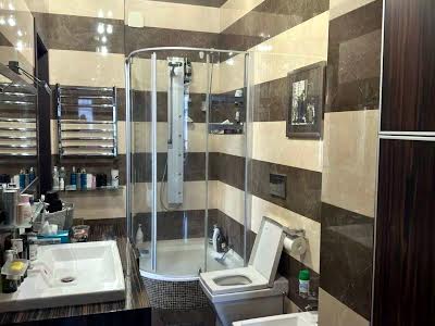 квартира за адресою Будівельників вул., 30