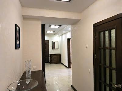 квартира за адресою Лазурна вул., 5 к11