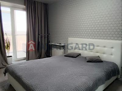 квартира за адресою Перемоги вул., 135