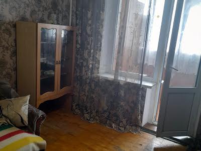 квартира за адресою Милославська вул., 17