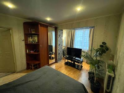 квартира за адресою Архітектора Вербицького вул., 34