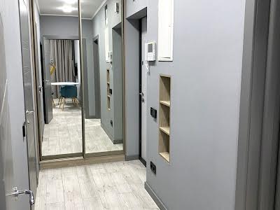 квартира за адресою Зарічна вул., 2