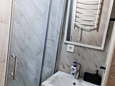квартира за адресою Дерибасівська вул., 31