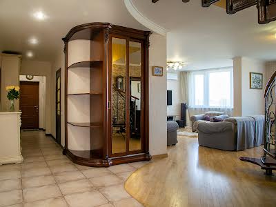 квартира за адресою Валерія Лобановського просп., 126-Г