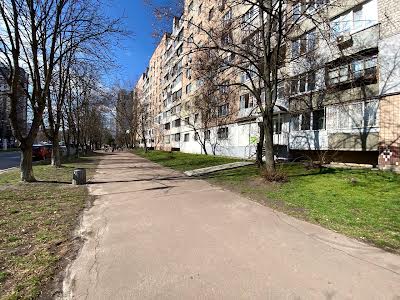 коммерческая по адресу Шевченко просп., 7