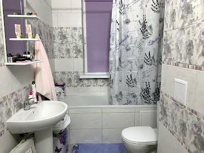 квартира за адресою Сім'ї Кульженків вул. (Петра Дегтяренка), 37