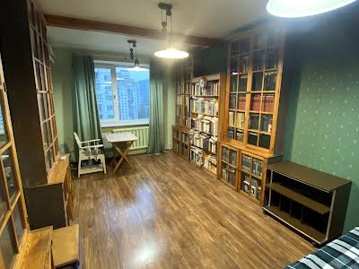 квартира по адресу Патриарха Мстислава Скрипника ул., 11