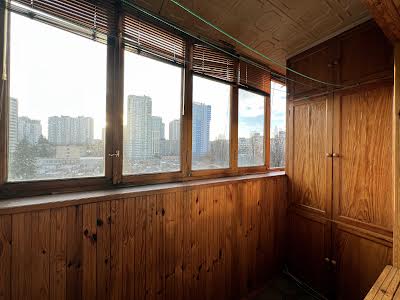 квартира за адресою Стадіонна вул., 6а