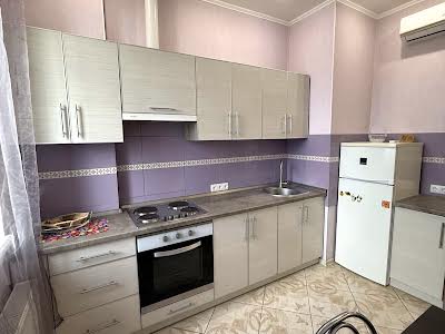 квартира за адресою Перлинна вул., 3