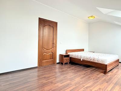 квартира за адресою Головацького, 23 Г