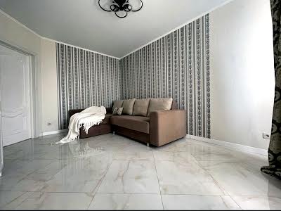квартира за адресою Братська вул., 12