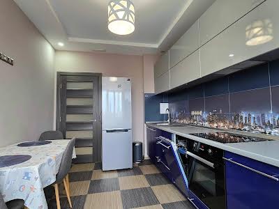 квартира за адресою Бакинська вул., 37Д