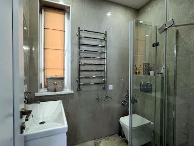 квартира за адресою Озерна, 8