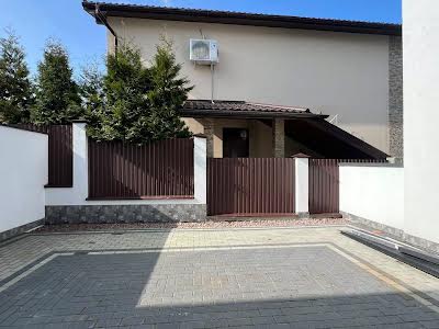 квартира за адресою Озерна, 8