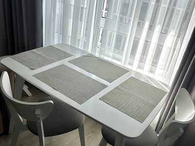 квартира за адресою Зарічна вул., 2