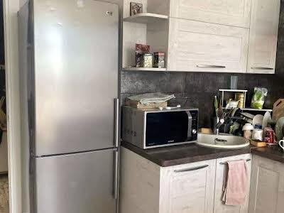 квартира за адресою Авіаконструктора Ігоря Сікорського вул. (Танкова), 4-Б