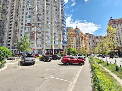 квартира по адресу Вячеслава Черновола ул., 20