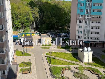 квартира за адресою Академіка Заболотного вул., 15-г
