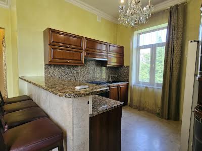 квартира за адресою Михайла Бойчука вул. (Кіквідзе), 3