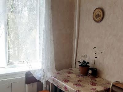 квартира за адресою Космодромна вул., 8
