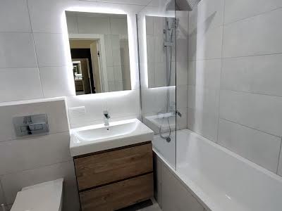 квартира за адресою Софії Русової вул., 7-А