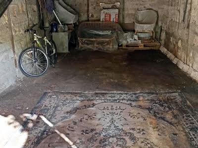 комерційна за адресою Рибальська Балка вул., 5