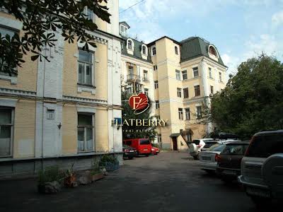 квартира за адресою Варязький пров., 13-А