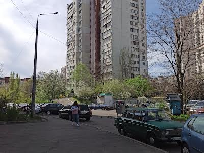 квартира за адресою Олександра Мишуги вул., 7