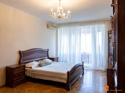 квартира за адресою Оболонський просп., 22-В