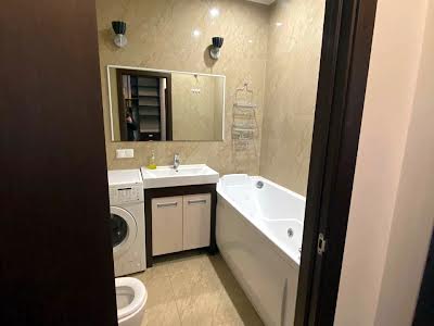 квартира за адресою Регенераторна вул., 4 к2-3