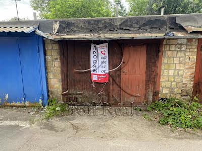 коммерческая по адресу Товарная ул., 10