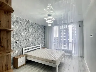 квартира за адресою Любомира Гузара просп. (Космонавта Комарова), 11