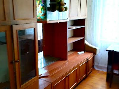 квартира за адресою Академіка Булаховського вул., 42/43