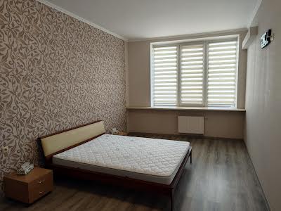 квартира за адресою Літературна вул., 12а