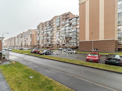 квартира за адресою Метрологічна вул., 21а