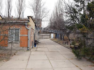 коммерческая по адресу Олексія Курінного ул. (Карла Маркса), 40