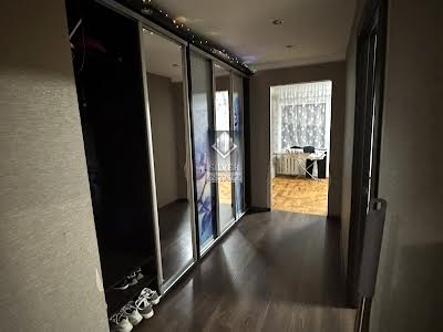 квартира за адресою Деповська вул., 83